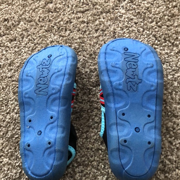 Kids water shoes - Picture 3 of 3